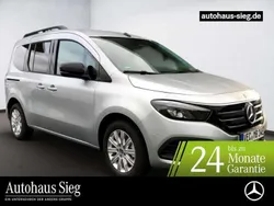 Helvinsilber Gebraucht 2024 Mercedes EQT200 Style Van / Kleinbus | 31.290 € (Fairer Preis)