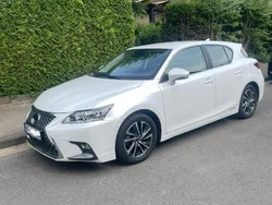 Weiß Gebraucht 2018 Lexus CT200h Limousine | 18.200 € (Fairer Preis)