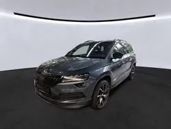 Quarzgrau metallic Gebraucht 2020 Skoda Karoq SportLine SUV | 28.060 € (Teuer)