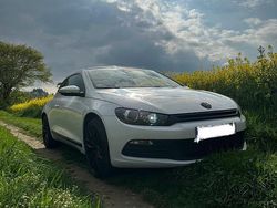 Weiß Gebraucht 2013 VW Scirocco Coupé | 11.000 €