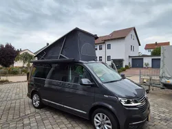 Grau Gebraucht 2020 VW T6.1 California Van | 62.000 €