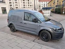 Grau Gebraucht 2015 VW Caddy Beach Van / Kleinbus | 6.200 € (Teuer)