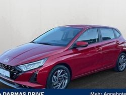 Rot Gebraucht 2024 Hyundai i20 Trend Limousine | 16.990 € (Guter Preis)