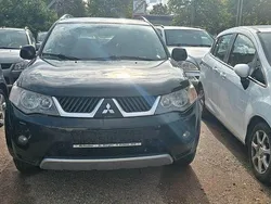 Schwarz Gebraucht 2010 Mitsubishi Outlander Intense SUV | 3.500 € (Guter Preis)