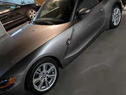 Braun Gebraucht 2004 BMW Z4 Sport Line Cabrio | 12.900 € (Teuer)