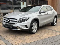 Silber Gebraucht 2016 Mercedes GLA250 SUV | 14.990 € (Fairer Preis)
