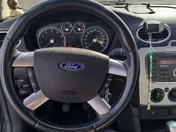 Gebraucht 2007 Ford Focus Ghia Limousine | 1.600 € (Guter Preis)