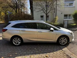 Grau Gebraucht 2019 Opel Astra Innovation Kombi | 10.000 € (Guter Preis)