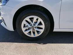 Moonweiß perleffekt moonweiß perleffekt moonweiß perleffekt Neu 2025 Skoda Fabia Limousine | 18.494 € (Fairer Preis)
