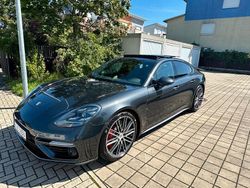 Grau Gebraucht 2018 Porsche Panamera Turbo Limousine | 59.999 € (Superpreis)