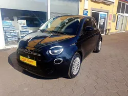 Schwarz Gebraucht 2022 Fiat 500e Action | 11.790 € (Guter Preis)