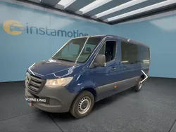 Blau Gebraucht 2023 Mercedes Sprinter Van | 55.849 € (Etwas zu teuer)