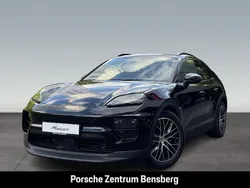 Schwarz Neu 2025 Porsche Macan 4 Electric SUV | 96.991 € (Fairer Preis)