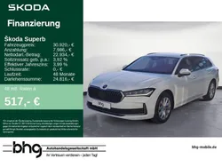 Weiß Gebraucht 2024 Skoda Superb Selection Kombi | 30.920 € (Etwas zu teuer)
