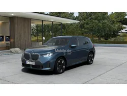Blau Neu 2025 BMW X3 Performance SUV | 72.290 € (Etwas zu teuer)