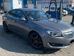 Grau Gebraucht 2017 Opel Insignia Limousine | 10.500 €