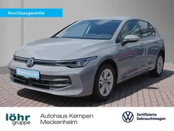 Mondsteingrau Gebraucht 2024 VW Golf VIII Life Limousine | 24.990 € (Guter Preis)