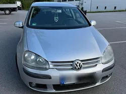 Silber Gebraucht 2003 VW Golf IV Limousine | 1.800 € (Fairer Preis)