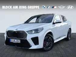 Weiß Gebraucht 2025 BMW iX2 Sport Line SUV | 49.990 € (Fairer Preis)