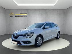 Weiß Gebraucht 2017 Renault Mégane IV Intens Limousine | 12.990 € (Etwas zu teuer)