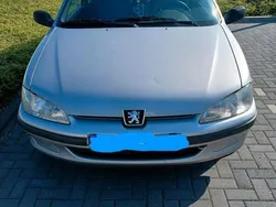 Silber Gebraucht 2001 Peugeot 106 Kleinwagen | 5.000 €
