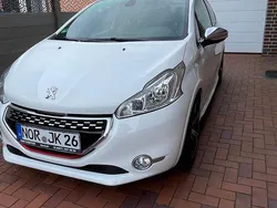 Weiß Gebraucht 2013 Peugeot 208 GTi Kleinwagen | 9.500 € (Fairer Preis)