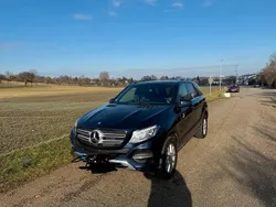 Blau Gebraucht 2015 Mercedes GLE250 SUV | 18.900 € (Teuer)