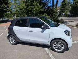Weiß Gebraucht 2019 Smart ForFour Limousine | 12.200 € (Fairer Preis)