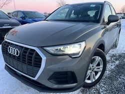 Grau Gebraucht 2021 Audi Q3 Basis SUV | 20.600 € (Superpreis)