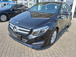 Schwarz Gebraucht 2018 Mercedes B180 Urban Van / Kleinbus | 17.490 € (Fairer Preis)