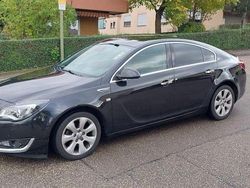 Schwarz Gebraucht 2015 Opel Insignia Innovation Limousine | 4.999 € (Etwas zu teuer)