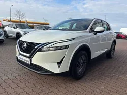 Weiß Gebraucht 2022 Nissan Qashqai Acenta SUV | 21.290 € (Guter Preis)