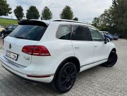 Pure white Gebraucht 2016 VW Touareg Terrain Tech SUV | 23.900 € (Guter Preis)