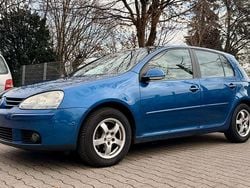 Blau Gebraucht 2007 VW Golf V Kleinwagen | 2.600 € (Guter Preis)