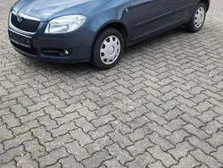 Silber Gebraucht 2010 Skoda Fabia Classic Limousine | 4.700 € (Fairer Preis)