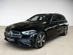 Metalliclack obsidianschwarz Gebraucht 2024 Mercedes C200 Advanced Plus Kombi | 39.880 € (Fairer Preis)