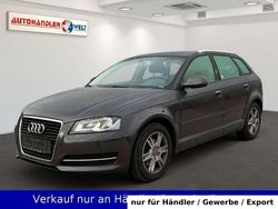 Grau Gebraucht 2011 Audi A3 Attraction Limousine | 4.399 € (Guter Preis)