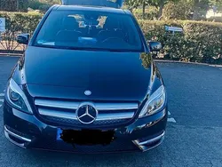 Schwarz Gebraucht 2014 Mercedes B220 Van / Kleinbus | 14.300 €