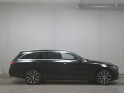 Schwarz Gebraucht 2020 Mercedes E300 Avantgarde Kombi | 22.980 € (Superpreis)