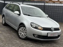 Silber Gebraucht 2011 VW Golf VI Trendline Kombi | 4.200 € (Fairer Preis)
