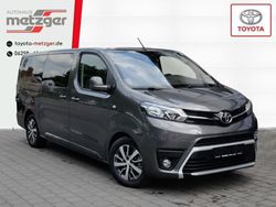 Basaltgrau metallic Gebraucht 2023 Toyota Proace Verso Plus Kombi | 44.120 € (Etwas zu teuer)