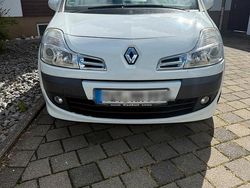 Weiß Gebraucht 2012 Renault Modus Van / Kleinbus | 3.300 € (Etwas zu teuer)