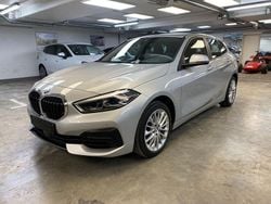 Silber Gebraucht 2020 BMW 118 Comfort Edition Kleinwagen | 17.450 € (Guter Preis)