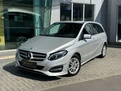 Silber Gebraucht 2018 Mercedes B200 Style Van / Kleinbus | 14.800 € (Fairer Preis)