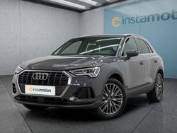 Grau Gebraucht 2022 Audi Q3 SUV | 30.199 € (Guter Preis)
