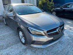 Grau Gebraucht 2017 Mercedes A180 Style Limousine | 15.990 € (Fairer Preis)