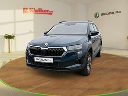 Lavablau metallic Gebraucht 2023 Skoda Karoq Tour SUV | 29.800 € (Fairer Preis)