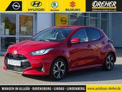 Emotional red Gebraucht 2024 Toyota Yaris Hybrid Style Kleinwagen | 20.591 €