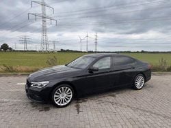 Schwarz Gebraucht 2017 BMW 730L Limousine | 29.400 € (Guter Preis)
