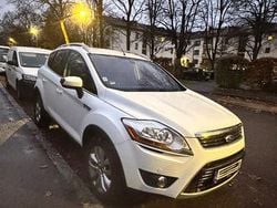 Weiß Gebraucht 2010 Ford Kuga Titanium SUV | 6.000 € (Fairer Preis)